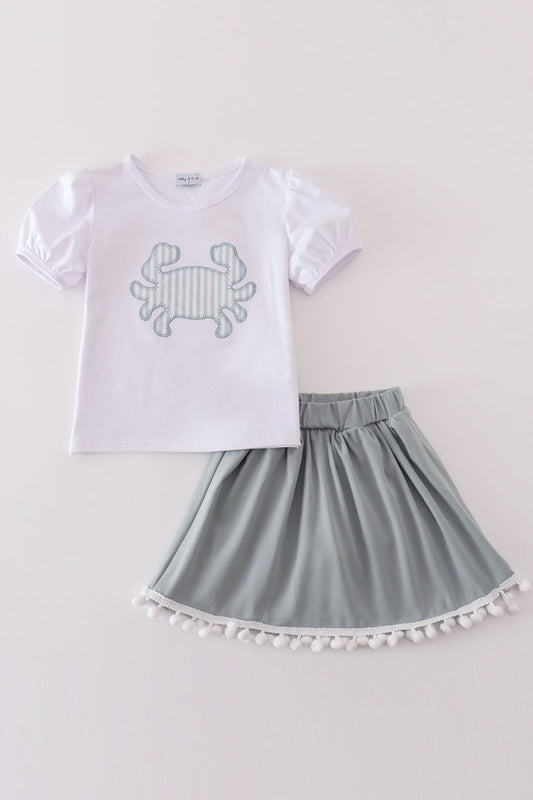 White crab applique girl skorts set